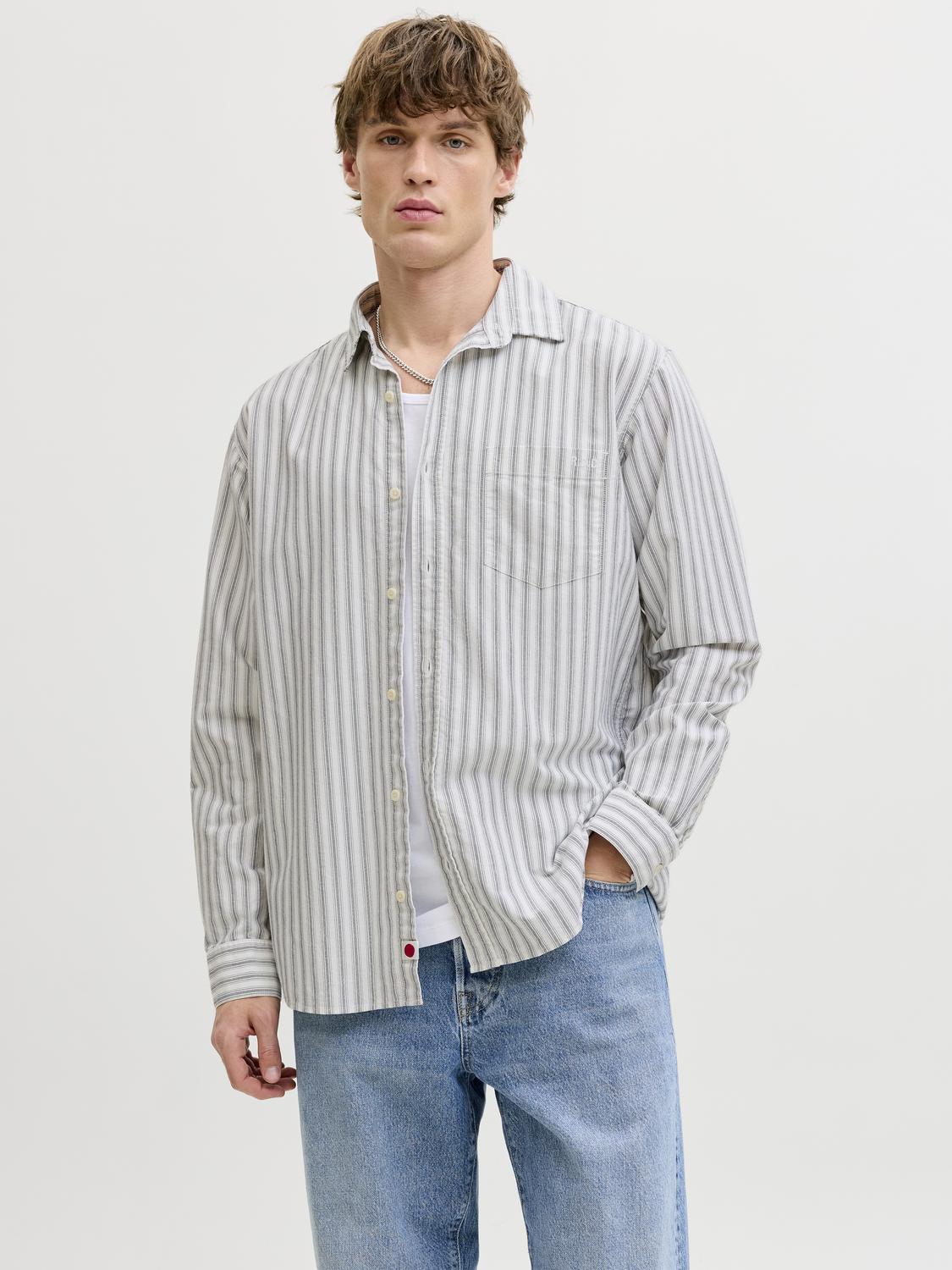 model_shot-front